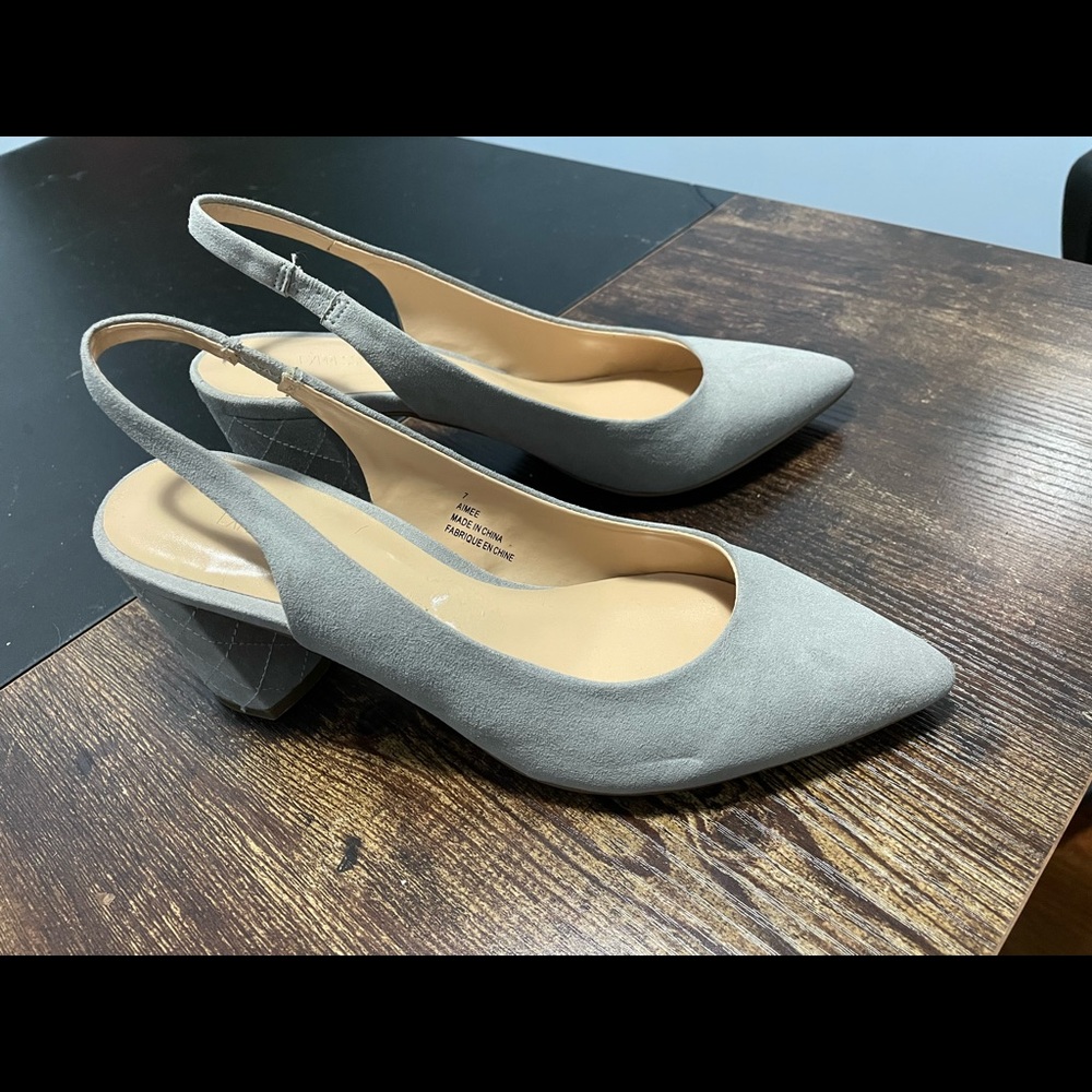 Expressions Heeled Shoes in Grey